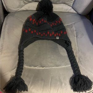 Women's Northface Earflap beanie OS grey/red/black